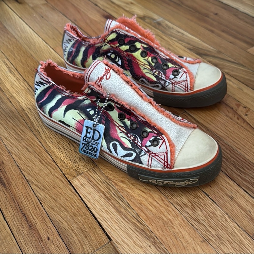 Ed Hardy Graphic Slip-On Sneakers Size 6